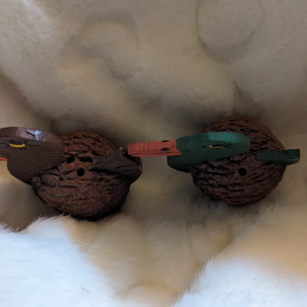Vintage faux walnut duck salt and pepper
